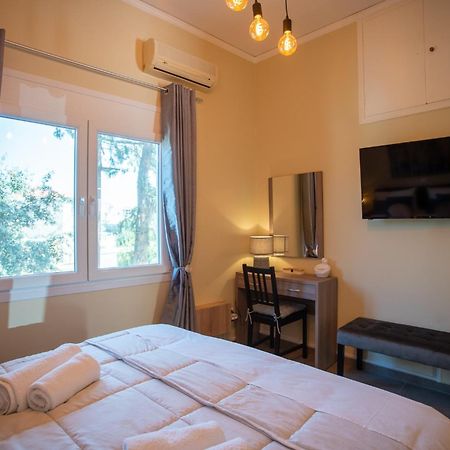 Two Bedroom Apartment, Mytilene Lesvos מראה חיצוני תמונה