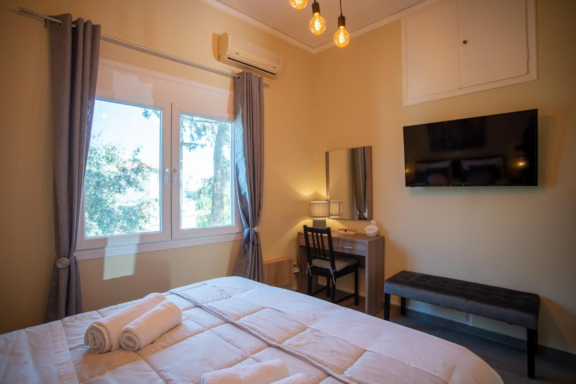 Two Bedroom Apartment, Mytilene Lesvos מראה חיצוני תמונה